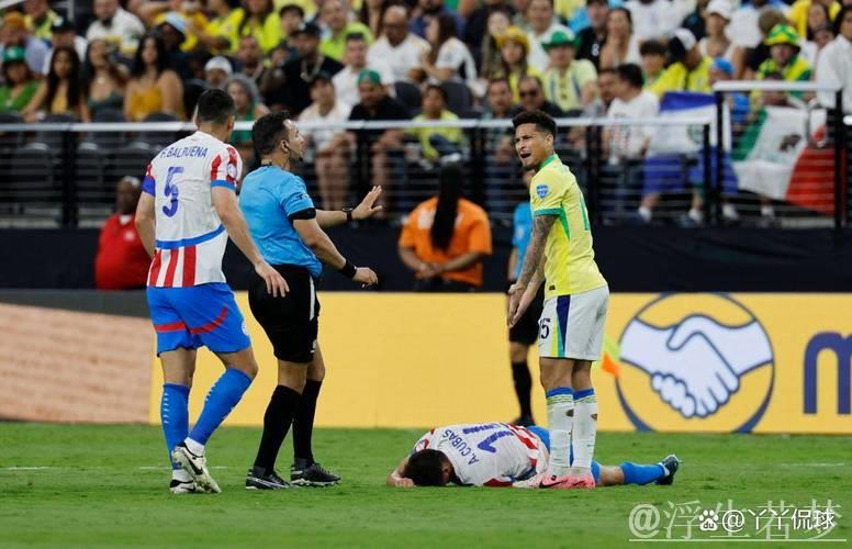 巴西击败巴拉圭锁定世界杯席位 巴西击败巴拉圭锁定世界杯席位